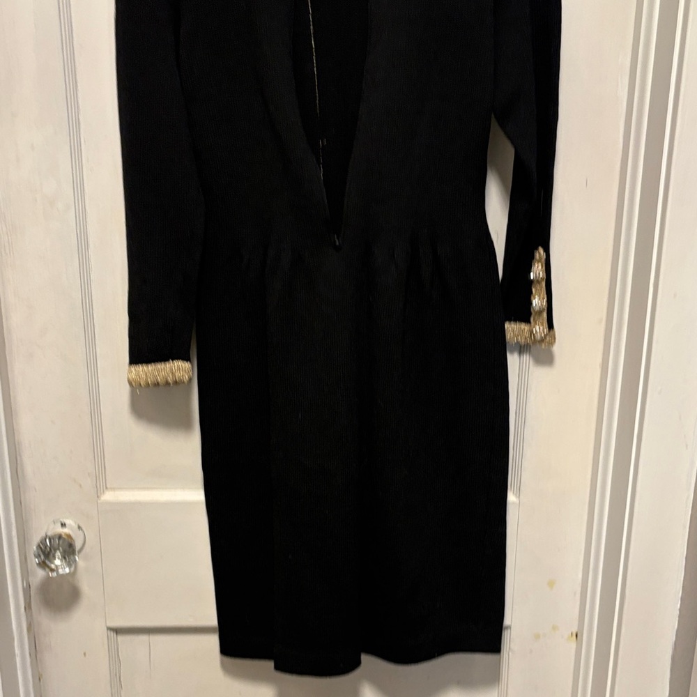 Vintage Don Sayres For Wellmore Wool Blend Black with Gold Trim Knitted Dress 8 - Picture 13 of 13